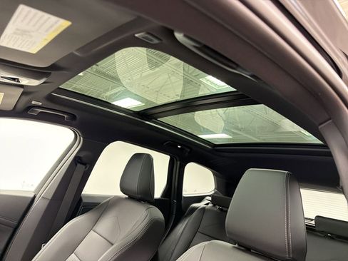 New 2026 BMW X1 xDrive28i w/ Convenience Package AWD/4WD image 15