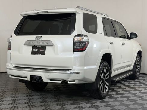 Used 2019 Toyota 4Runner Limited AWD/4WD image 9