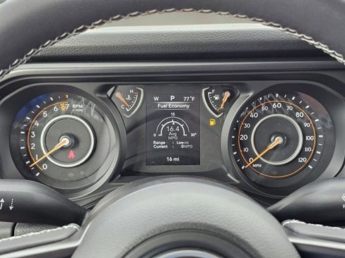 New 2025 Jeep Gladiator Sport image 43