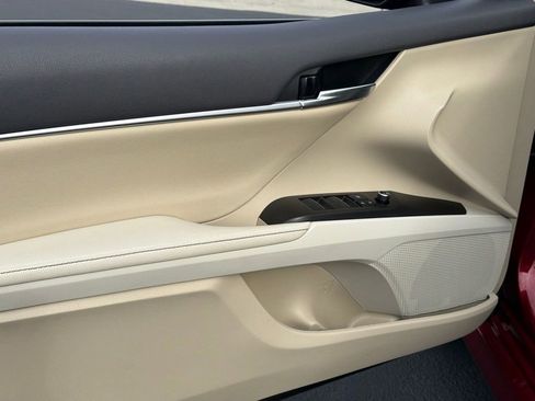 Certified 2022 Toyota Camry XLE image 17
