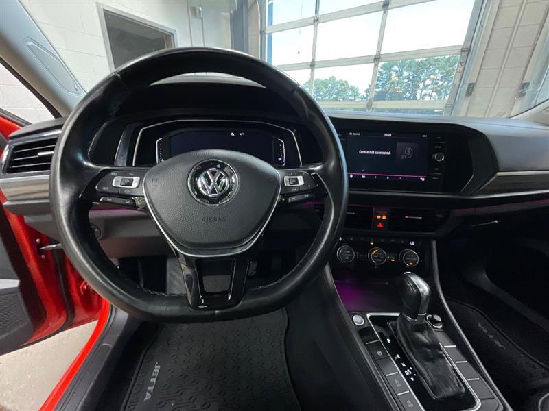 Used 2019 Volkswagen Jetta SEL FWD image 14