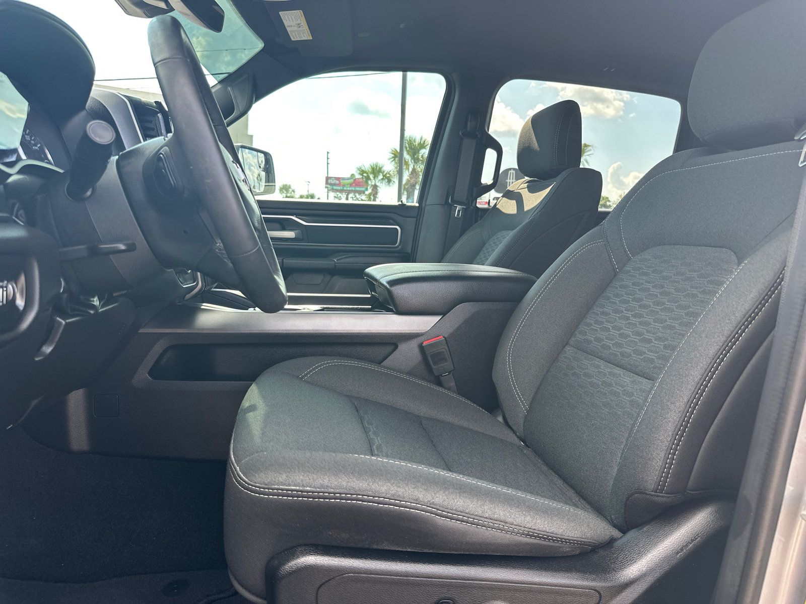 Used 2025 RAM 1500 Big Horn AWD/4WD image 11