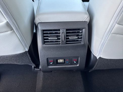 New 2026 Mitsubishi Outlander SEL FWD image 23