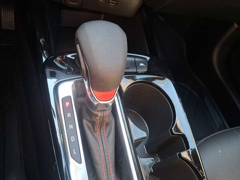 Used 2024 Chevrolet Trax RS w/ Driver Confidence Package image 15