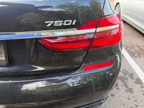 Used 2018 BMW 750i xDrive AWD/4WD image 3