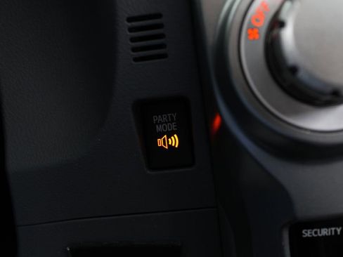 Used 2011 Toyota 4Runner SR5 image 35