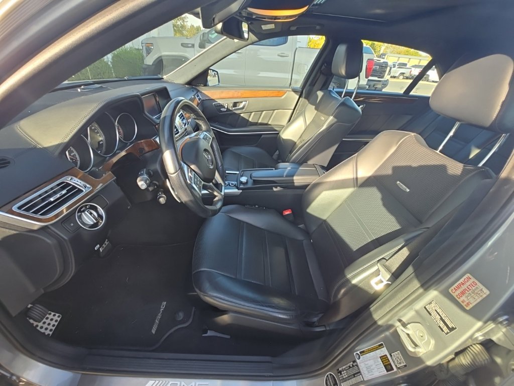 Used 2014 Mercedes-Benz E 63 AMG 4MATIC Sedan image 9