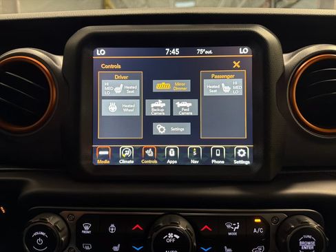 Used 2020 Jeep Gladiator Mojave AWD/4WD image 8