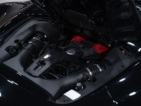 Used 2018 Ferrari 488 Spider image 46