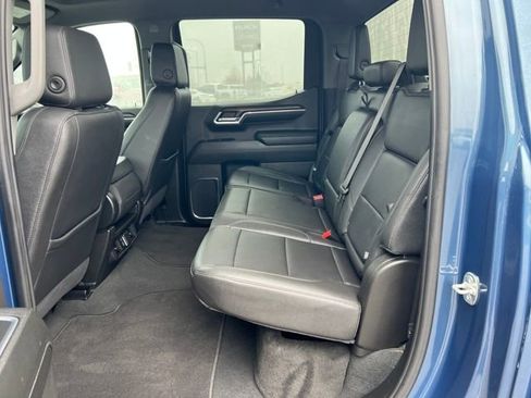 Certified 2024 GMC Sierra 1500 SLT image 24