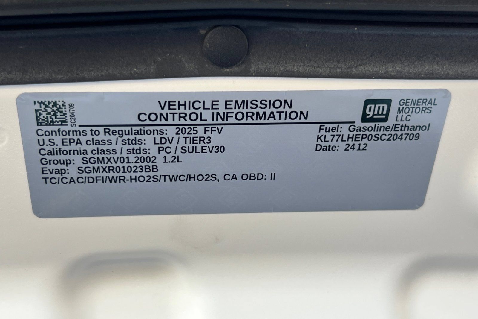 Used 2025 Chevrolet Trax LT FWD image 38