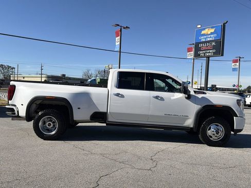 Used 2023 GMC Sierra 3500 Denali image 28