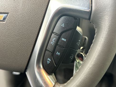 Used 2016 Chevrolet Traverse LT image 33