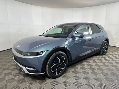 Used 2024 Hyundai Ioniq 5 SEL image 7