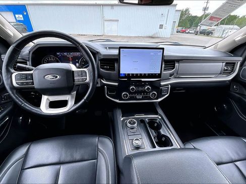 Used 2024 Ford Expedition XLT AWD/4WD image 13