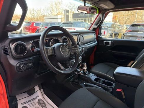 Used 2020 Jeep Wrangler Sport image 5