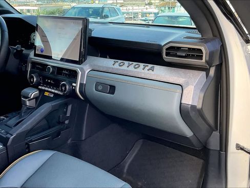 Used 2024 Toyota Tacoma 4x4 Double Cab Hybrid image 23