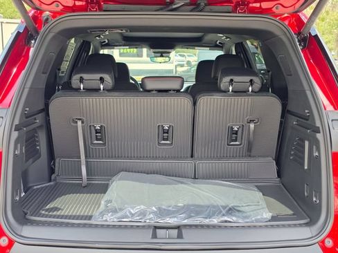 New 2026 Chevrolet Traverse Z71 w/ Driver Confidence Package AWD/4WD image 9