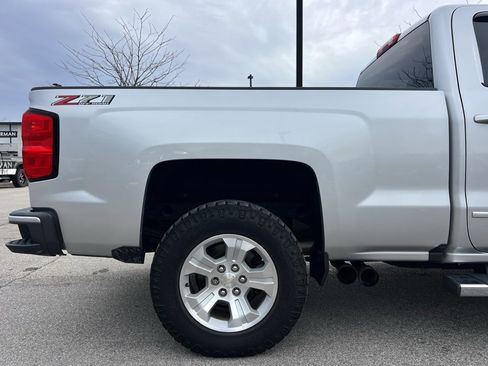 Used 2018 Chevrolet Silverado 1500 LT w/ All Star Edition image 74