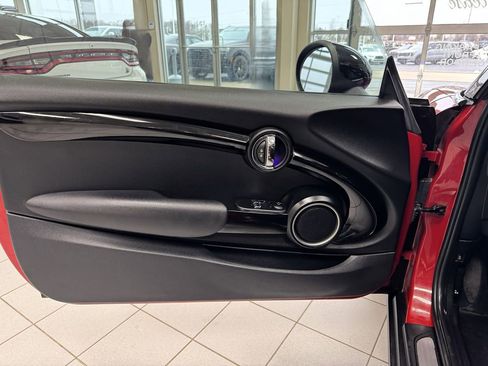 Used 2014 MINI Cooper S image 11