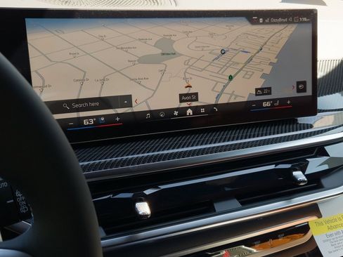 New 2026 BMW X7 M60i image 13