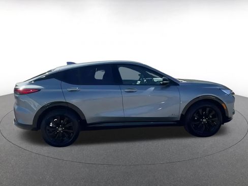 Used 2025 Buick Envista Sport Touring image 16