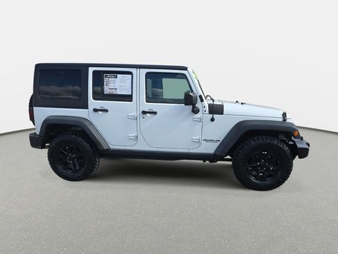 Used 2015 Jeep Wrangler Unlimited Sport AWD/4WD image 4