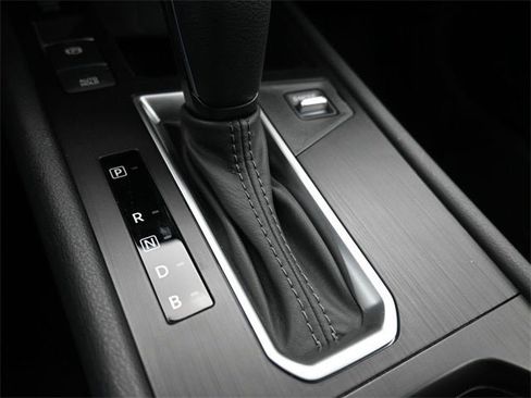 New 2026 Nissan Kicks SV image 21