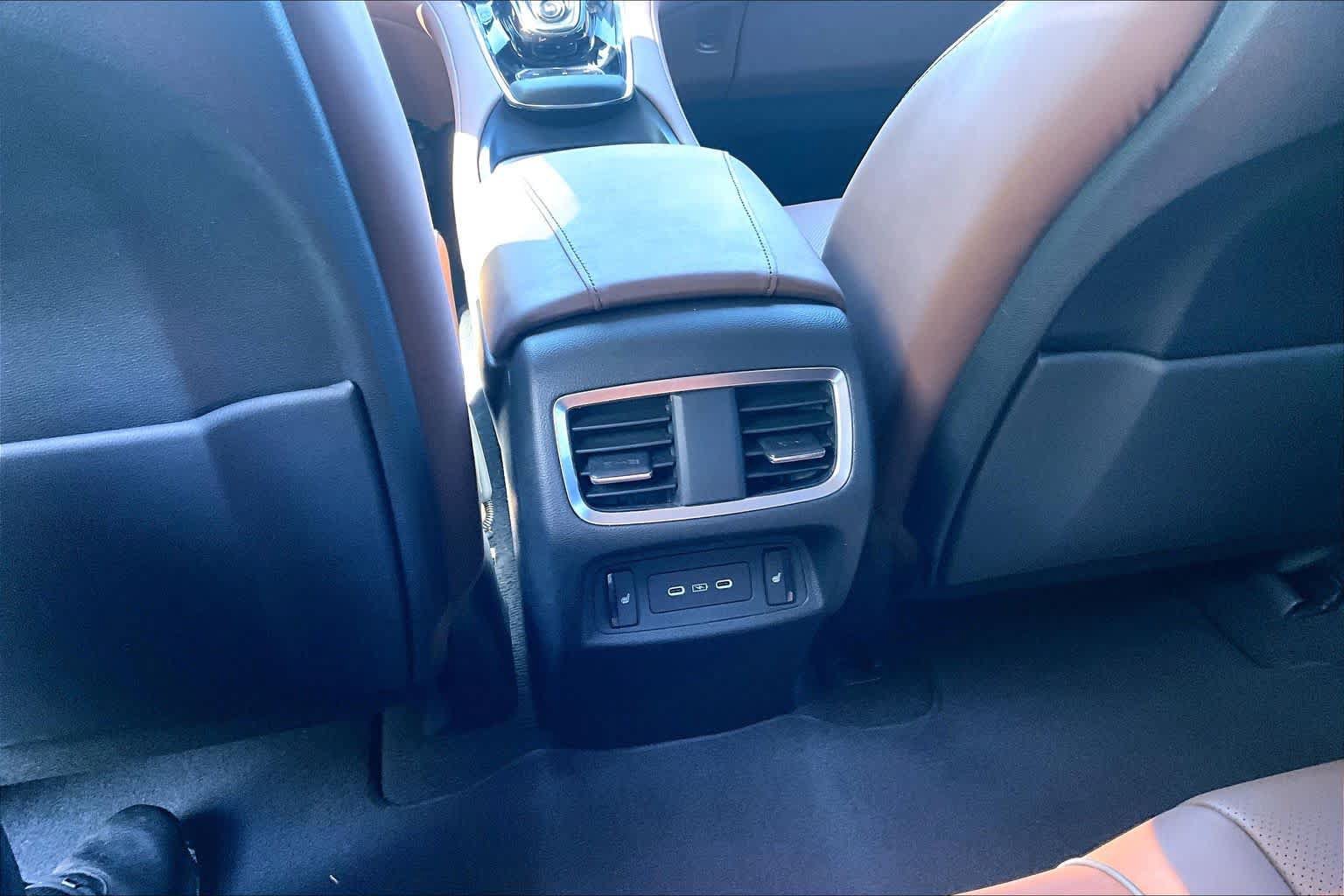 Used 2022 Acura RDX w/ Advance Package AWD/4WD image 10