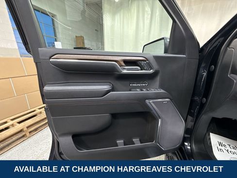 Used 2023 Chevrolet Silverado 1500 High Country w/ Technology Package image 30