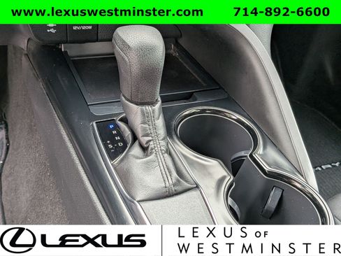 Used 2018 Toyota Camry LE FWD image 20