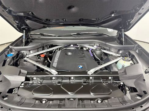 New 2027 BMW X7 xDrive40i w/ M Sport Package AWD/4WD image 33