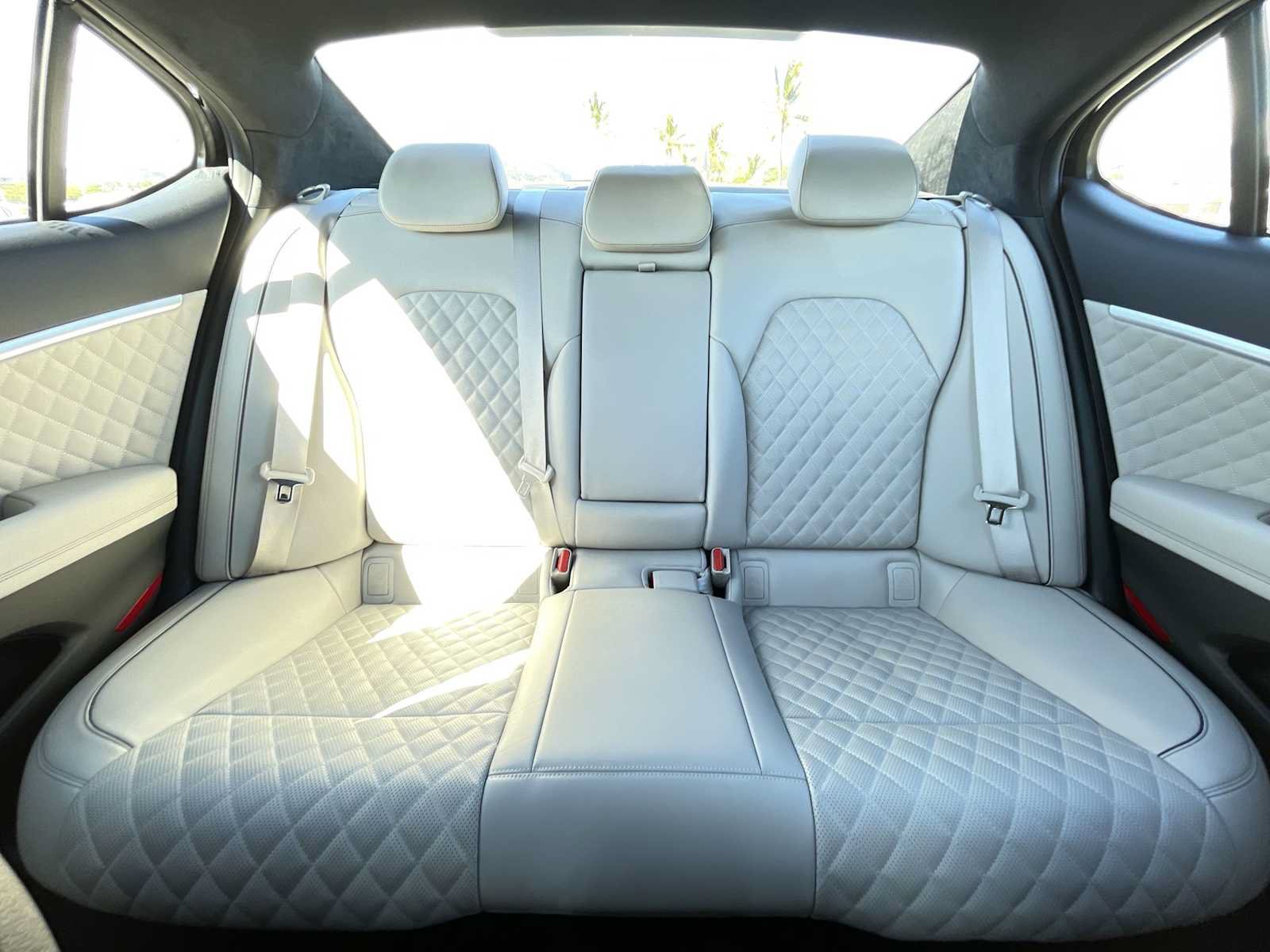 Used 2023 Genesis G70 3.3T w/ Sport Prestige Package RWD image 25