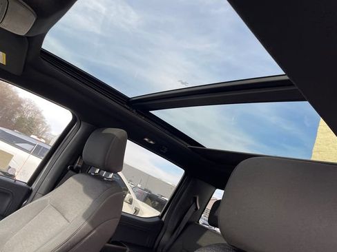 Used 2022 Ford F150 XLT w/ Equipment Group 302A High image 39