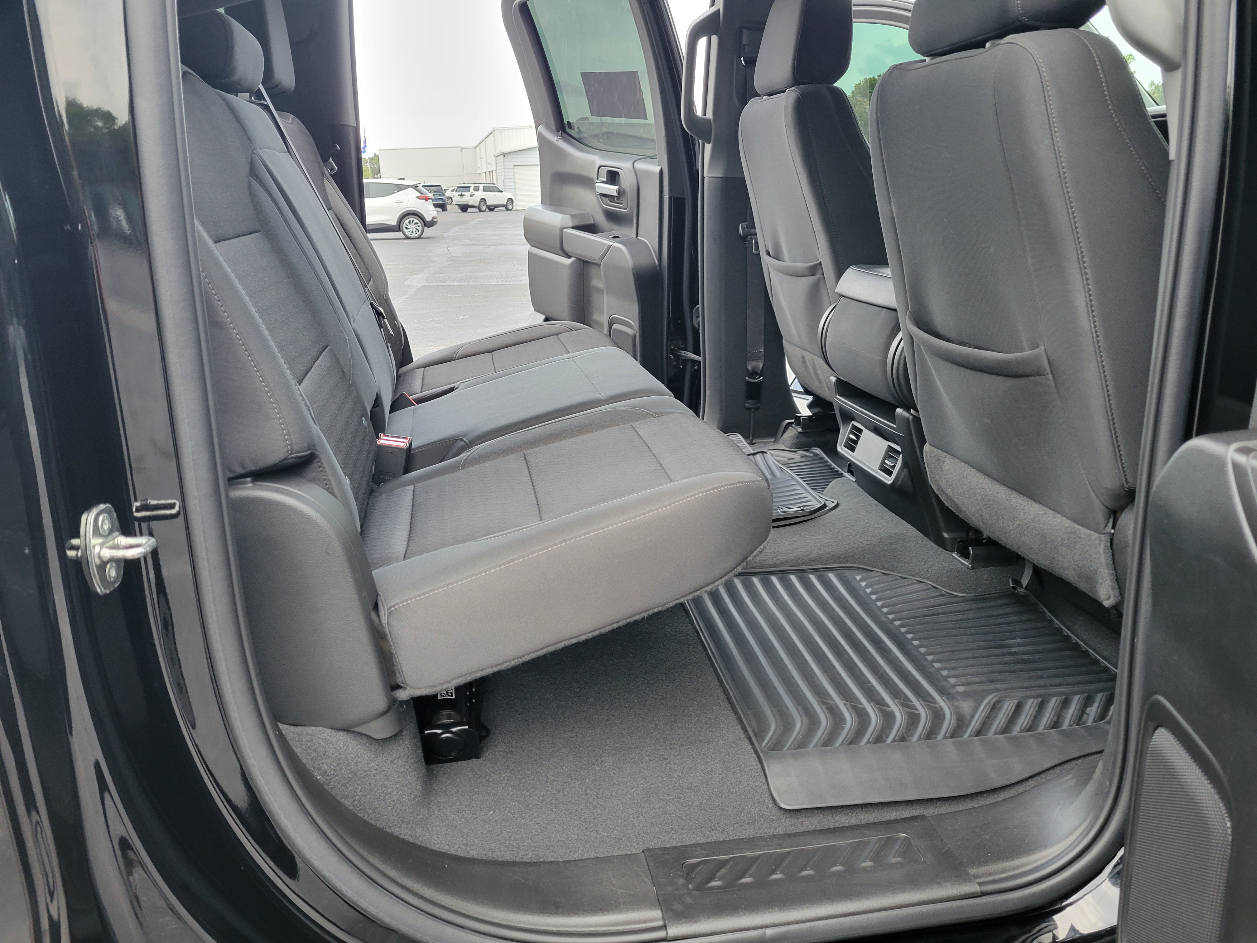 Certified 2022 Chevrolet Silverado 1500 Custom RWD image 32