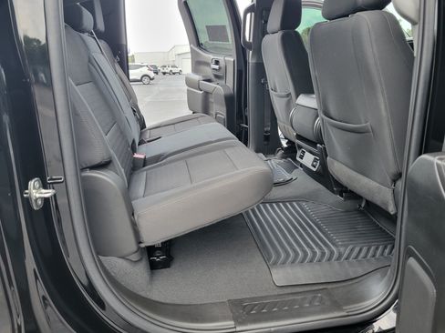 Certified 2022 Chevrolet Silverado 1500 Custom RWD image 32