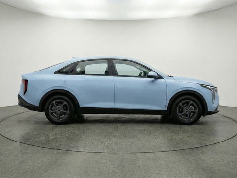 Used 2025 Kia K4 FWD image 11