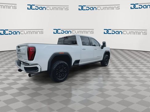 Used 2025 GMC Sierra 2500 Denali Ultimate AWD/4WD image 9