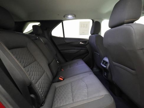Used 2019 Chevrolet Equinox LT image 23