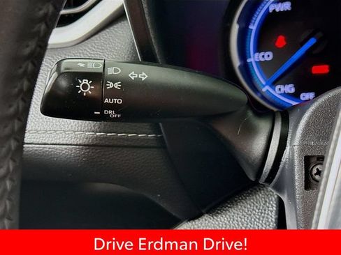 Used 2023 Toyota RAV4 XLE w/ Convenience Package AWD/4WD image 15