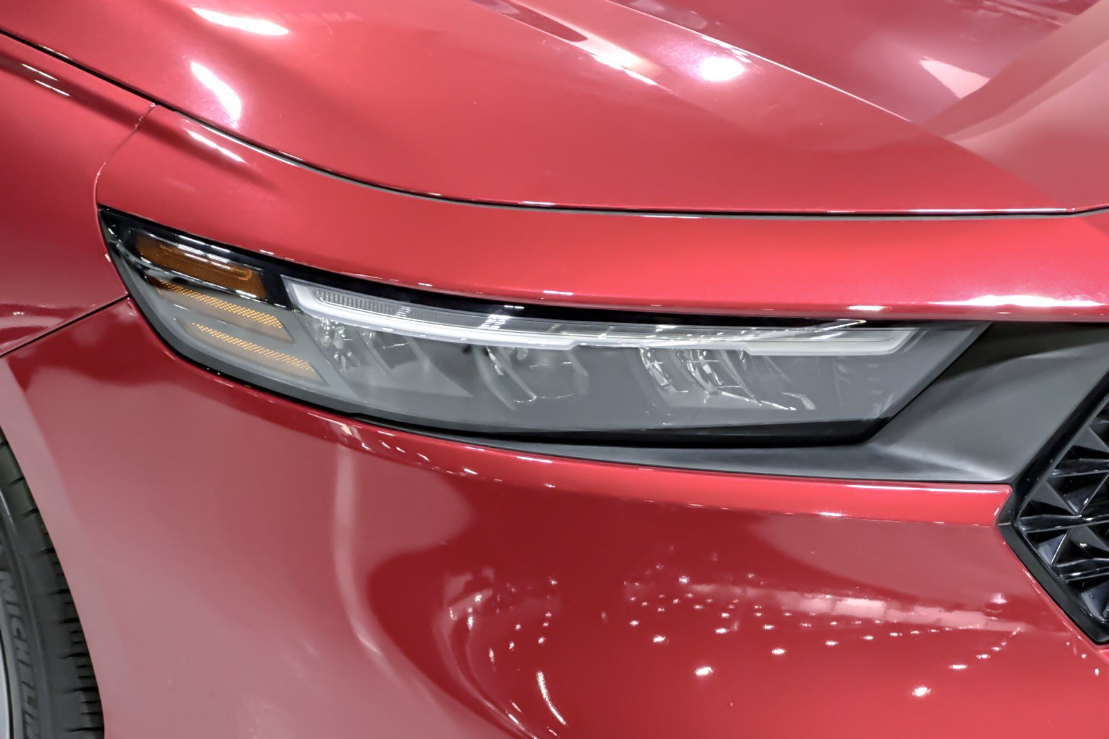 Used 2024 Honda Accord EX image 12
