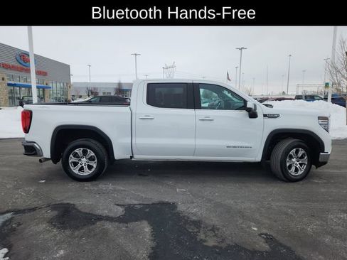 Used 2024 GMC Sierra 1500 SLT image 10
