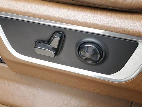 Used 2021 RAM 1500 Laramie image 18