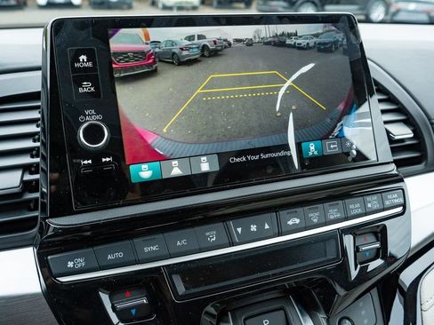 New 2026 Honda Odyssey Touring image 30