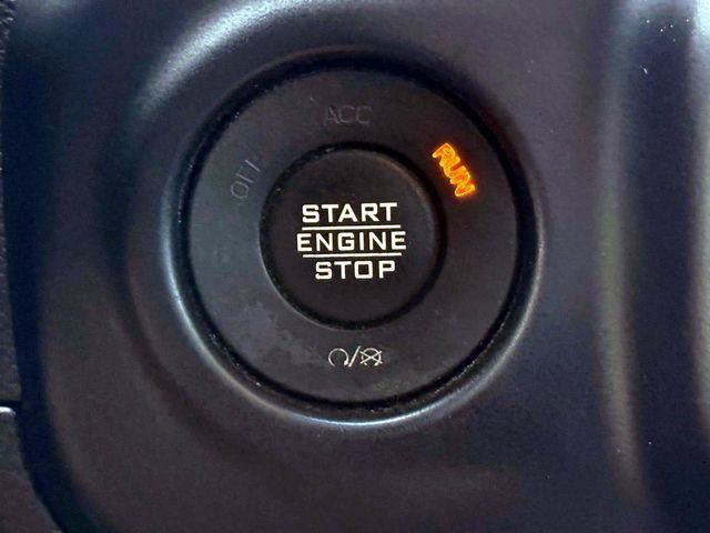 Used 2022 Jeep Gladiator Sport AWD/4WD image 23