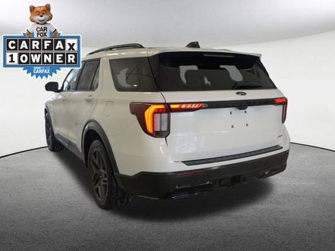 Used 2025 Ford Explorer ST-Line w/ Premium Package image 11
