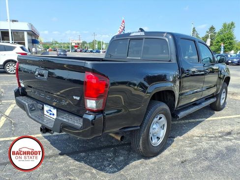 Used 2023 Toyota Tacoma SR AWD/4WD image 7