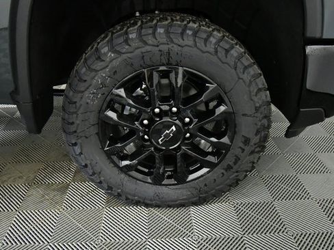 Used 2026 Chevrolet Silverado 2500 LT w/ Trail Boss Package image 17