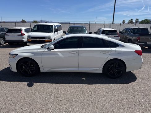 Used 2018 Honda Accord Sport image 7