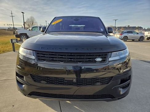 Used 2023 Land Rover Range Rover Sport SE image 4